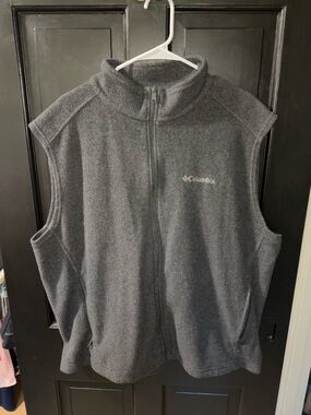 Columbia Charcoal Gray Men's Fleece Zip Vest